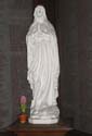statue